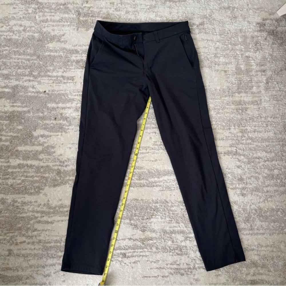 Lululemon ABC pant. Slim. 32